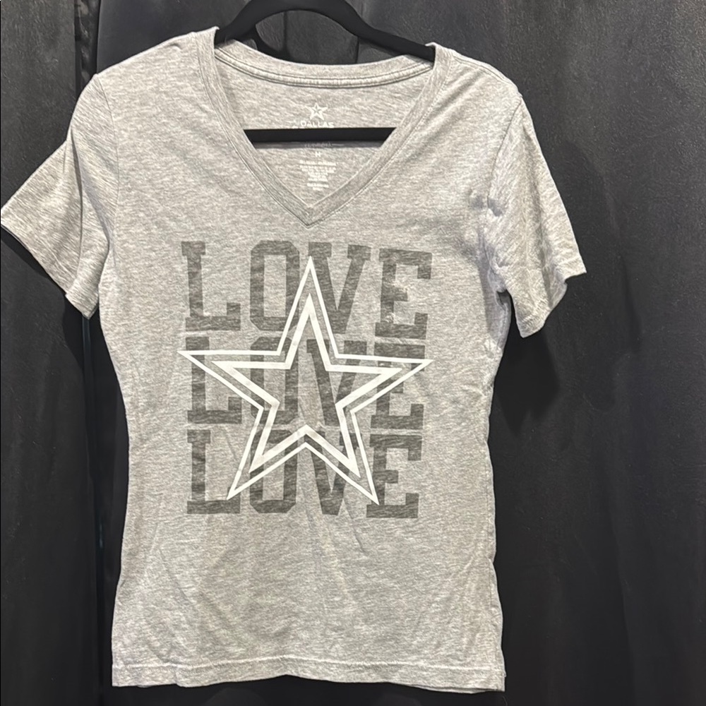 NFL Gray Graphic Short Sleeve Fitted T-Shirt